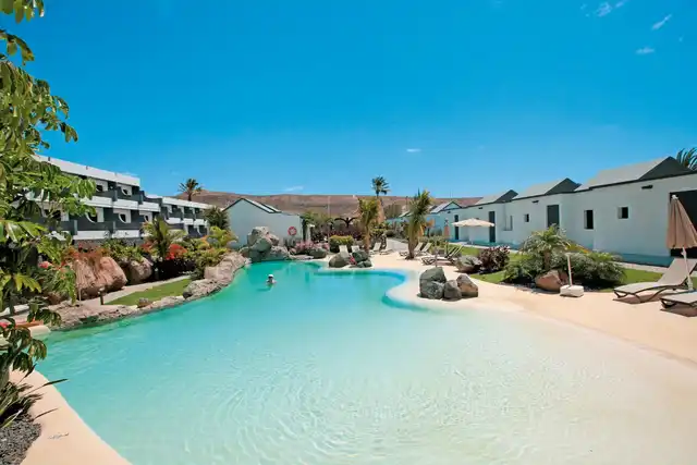 R2 Romantic Fantasia Dreams - Adults only Pool