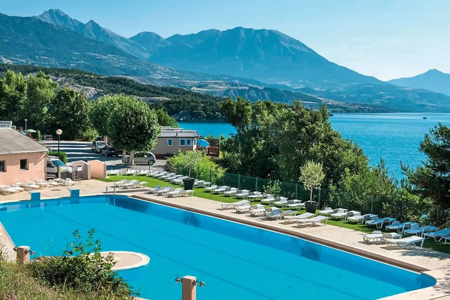 Domaine de l'Ecrin du Lac Pool