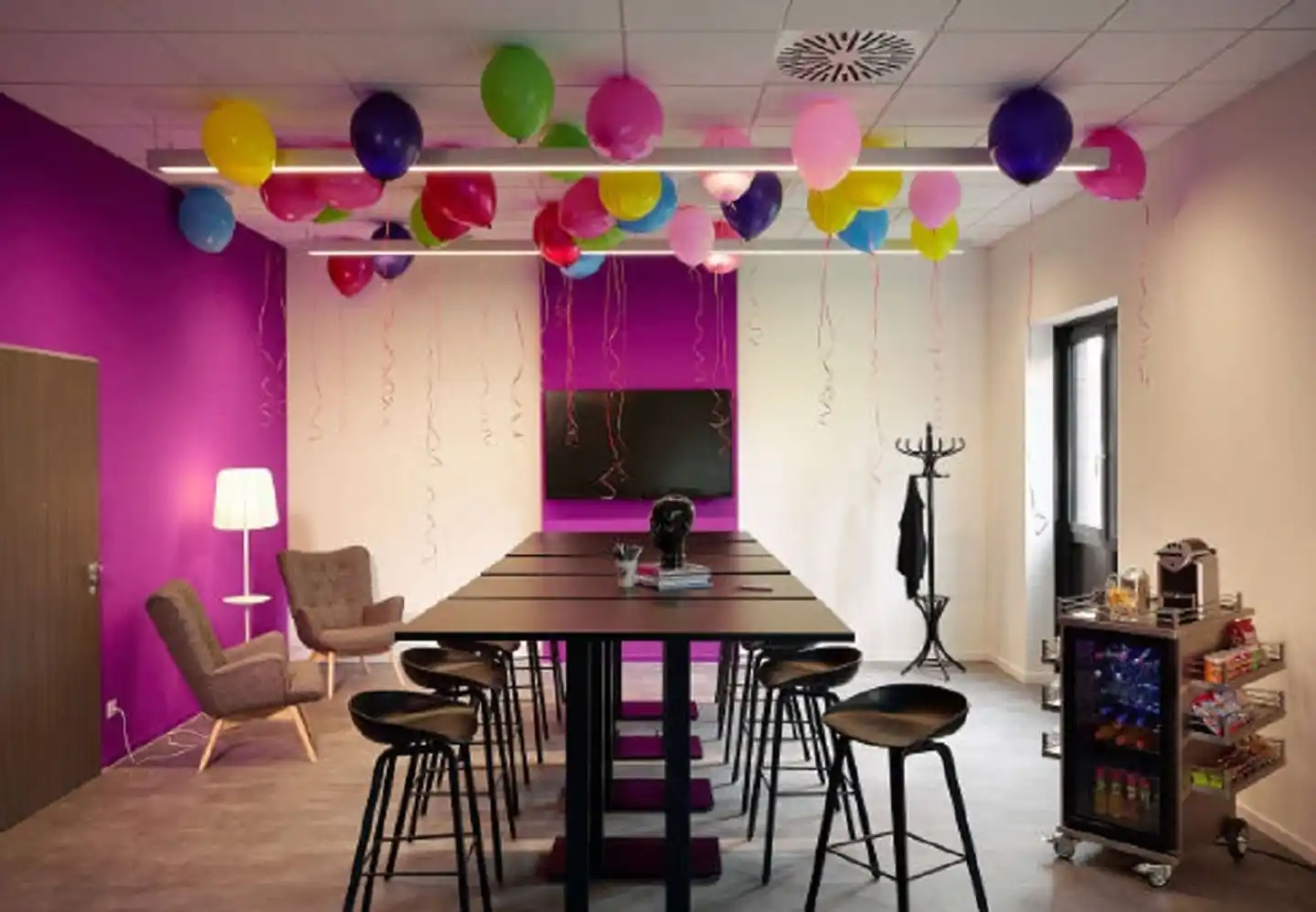 Moxy Munich Airport Bar