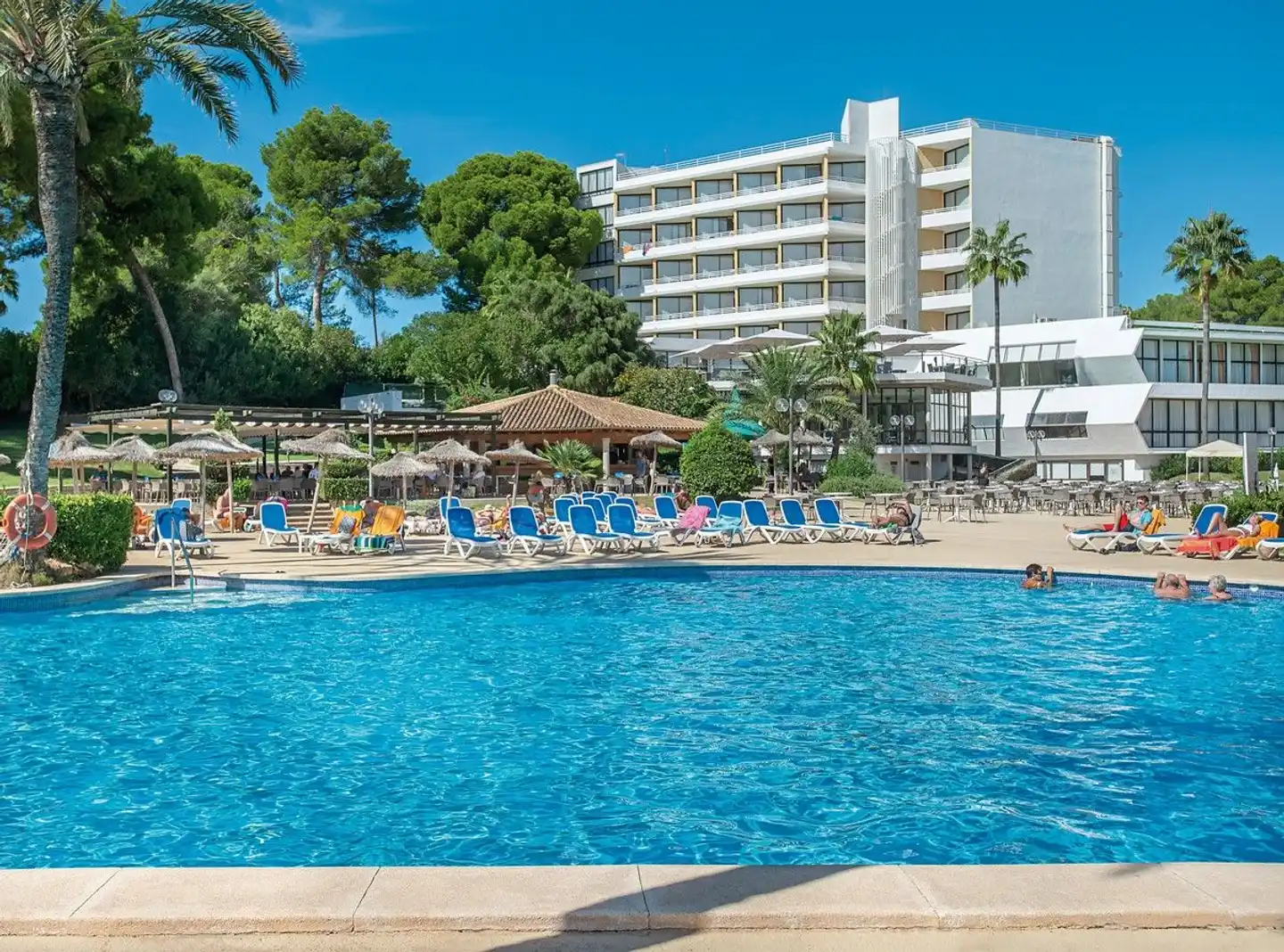 Exagon Park Pool