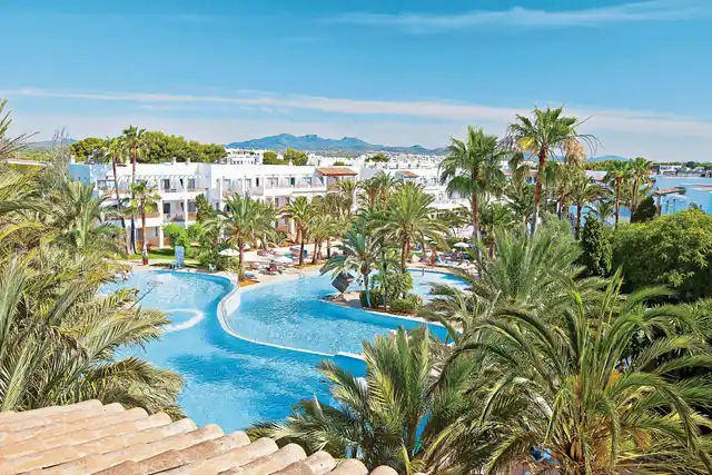 Calimera Fido Gardens Pool