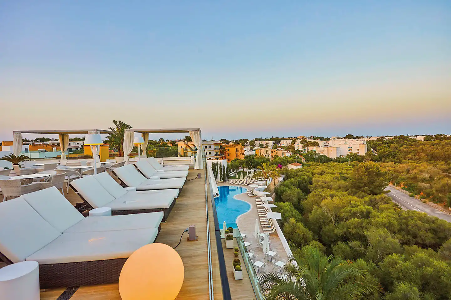 Monsuau Cala D'Or Boutique Terrasse
