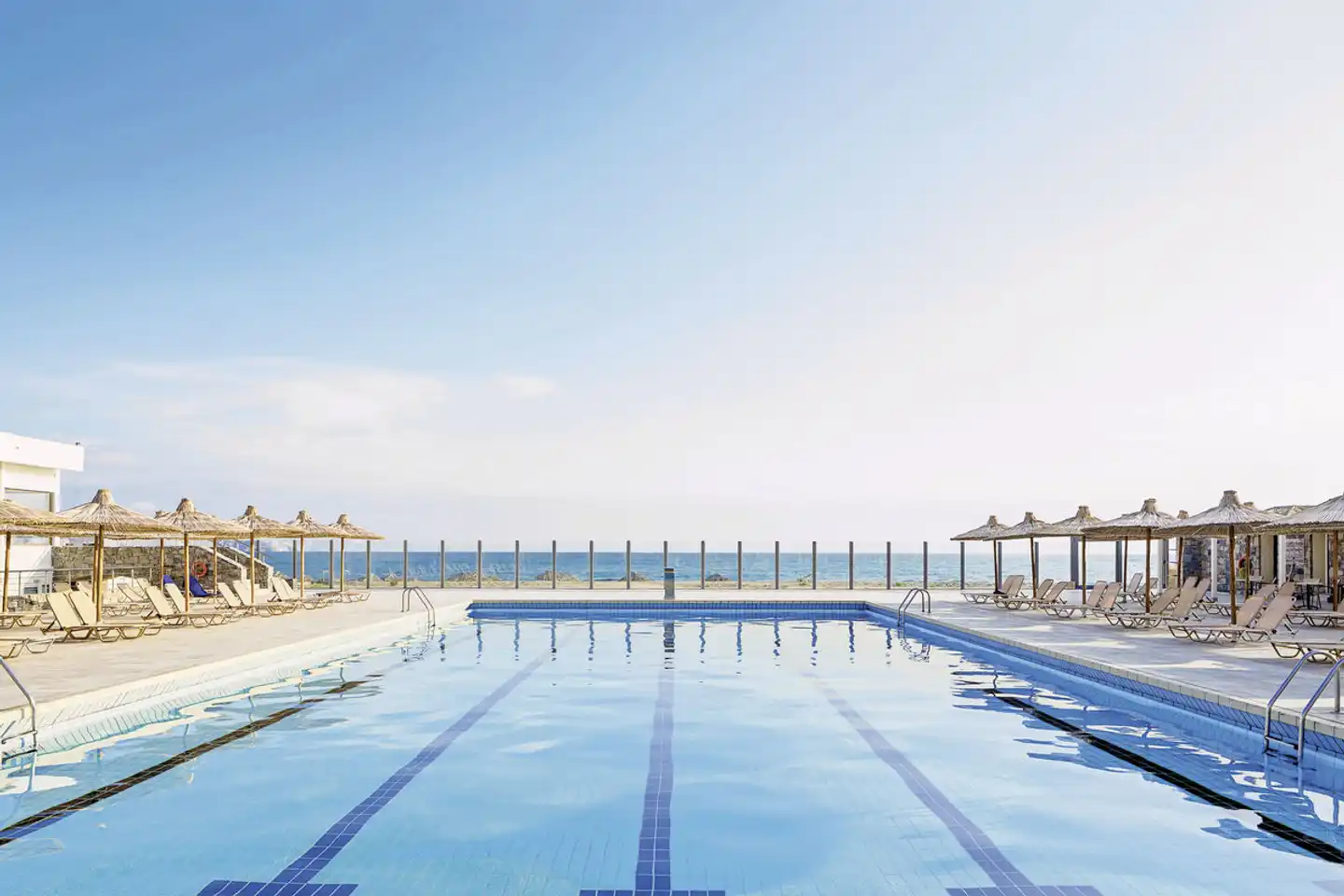 Creta Beach Pool