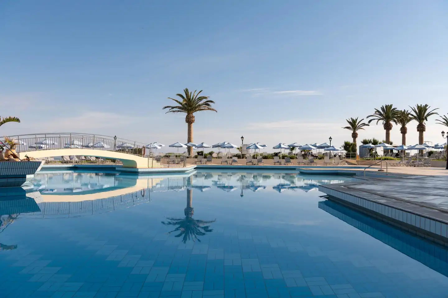 Creta Star POOL
