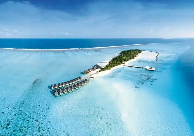 Summer Island Maldives Pool