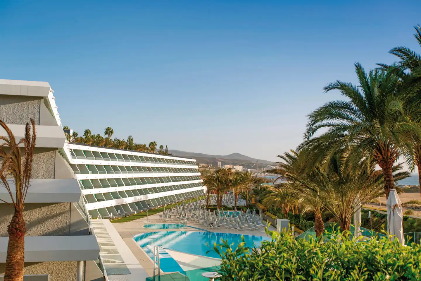 Santa Mónica Suites Hotel Pool