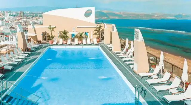 Bull Reina Isabel & Spa Pool