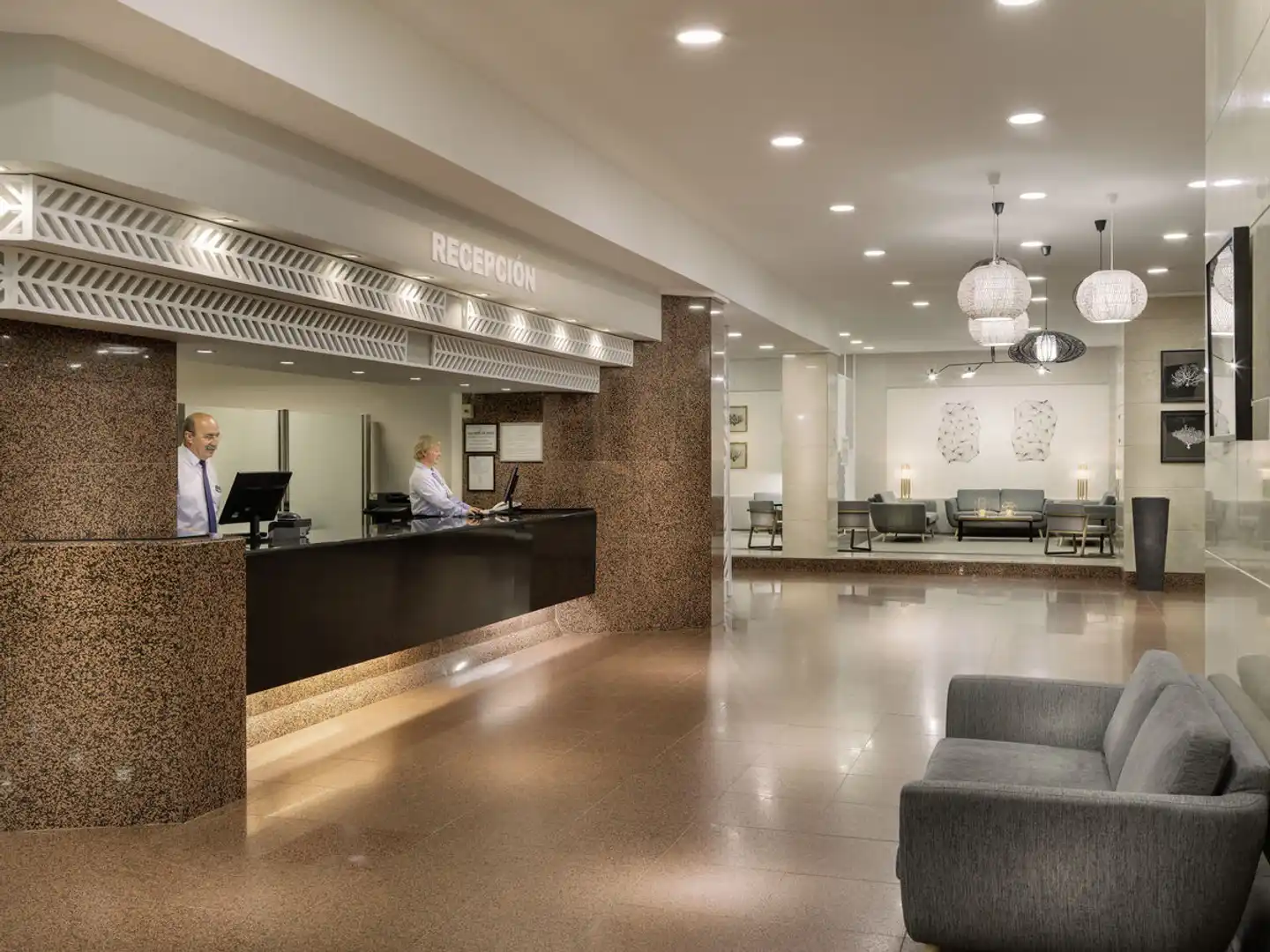 Relaxia Beverly Park Lobby