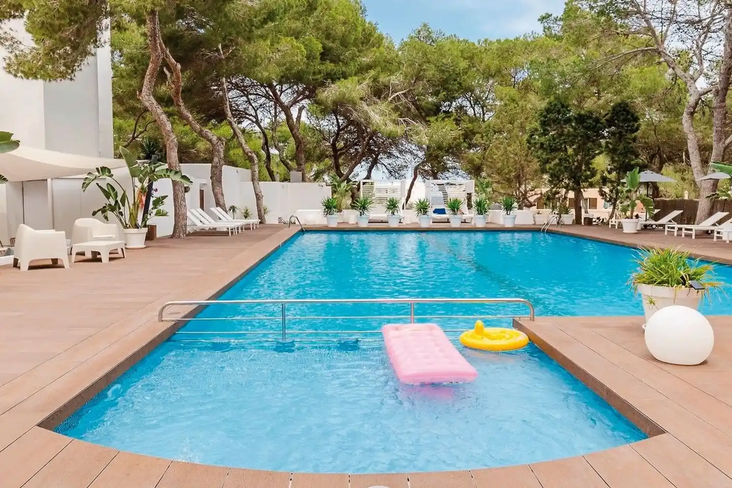 Es Pujols Appartements Pool