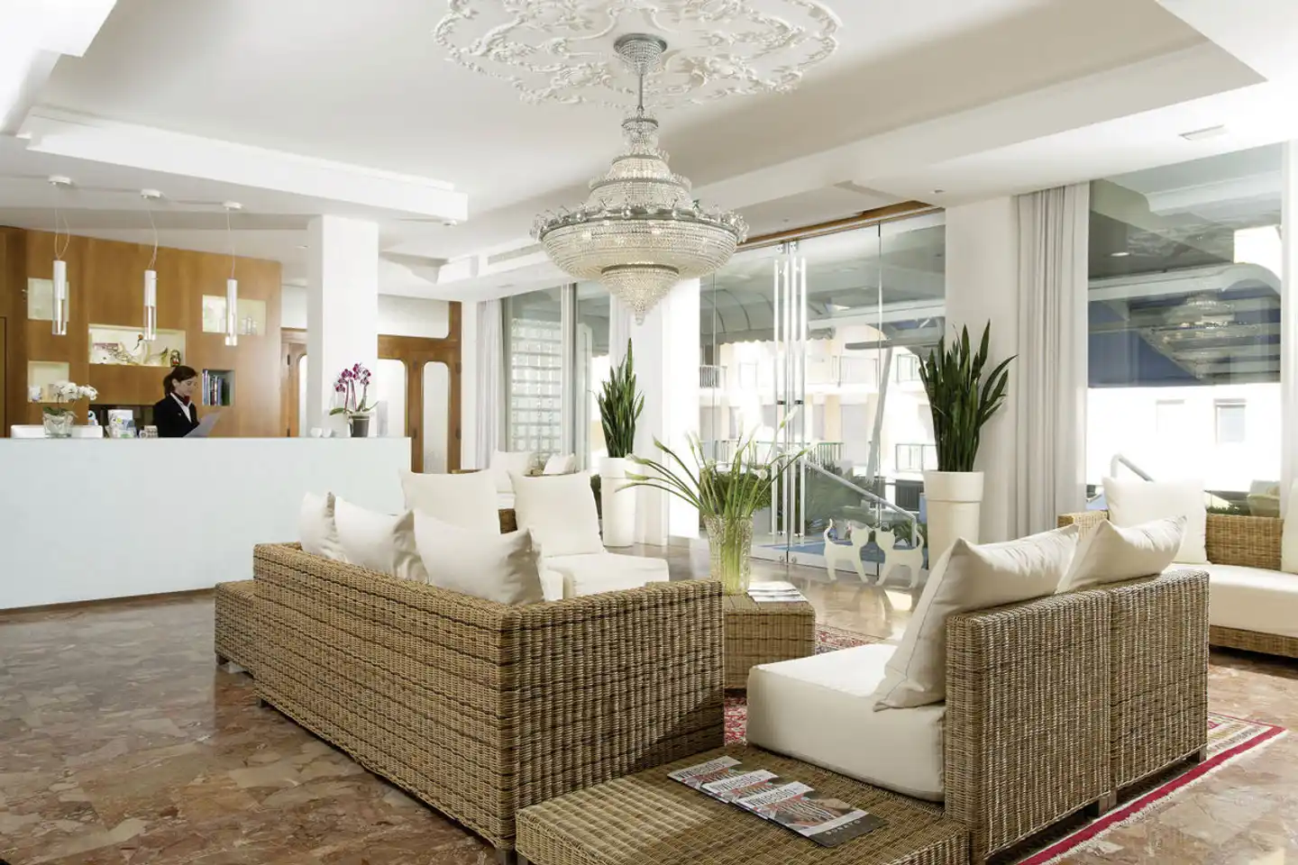 Croce di Malta Lobby