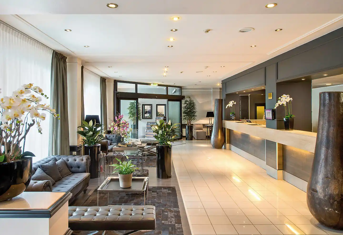 Park Hotel Hamburg Arena Lobby