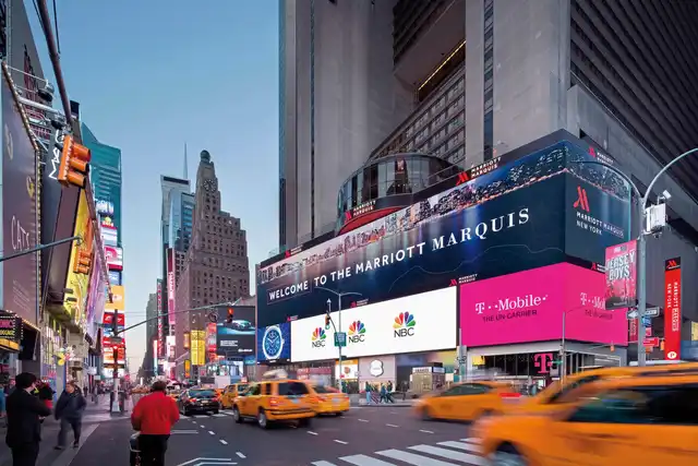 New York Marriott Marquis Aussenansicht