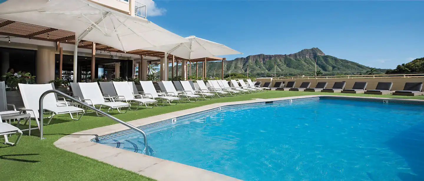 Queen Kapiolani Hotel Pool