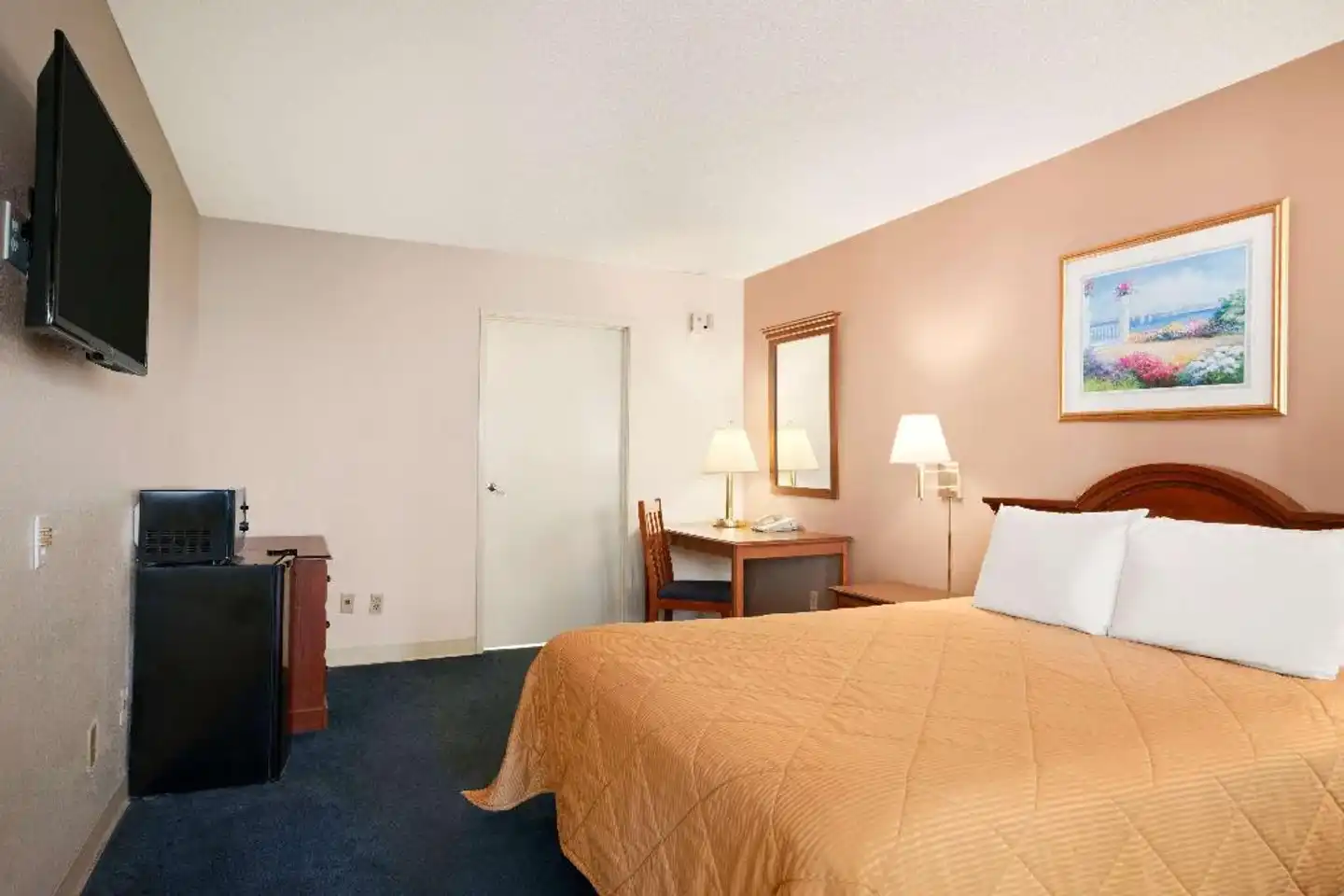 Travelodge by Wyndham Bakersfield Wohnbeispiel