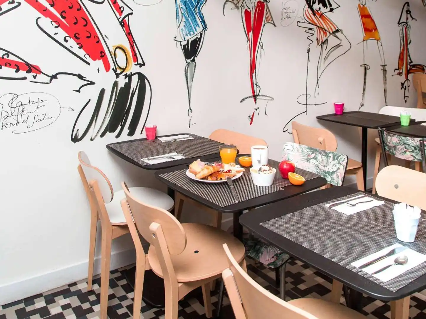 ibis Styles Paris Gare Saint-Lazare Restaurant