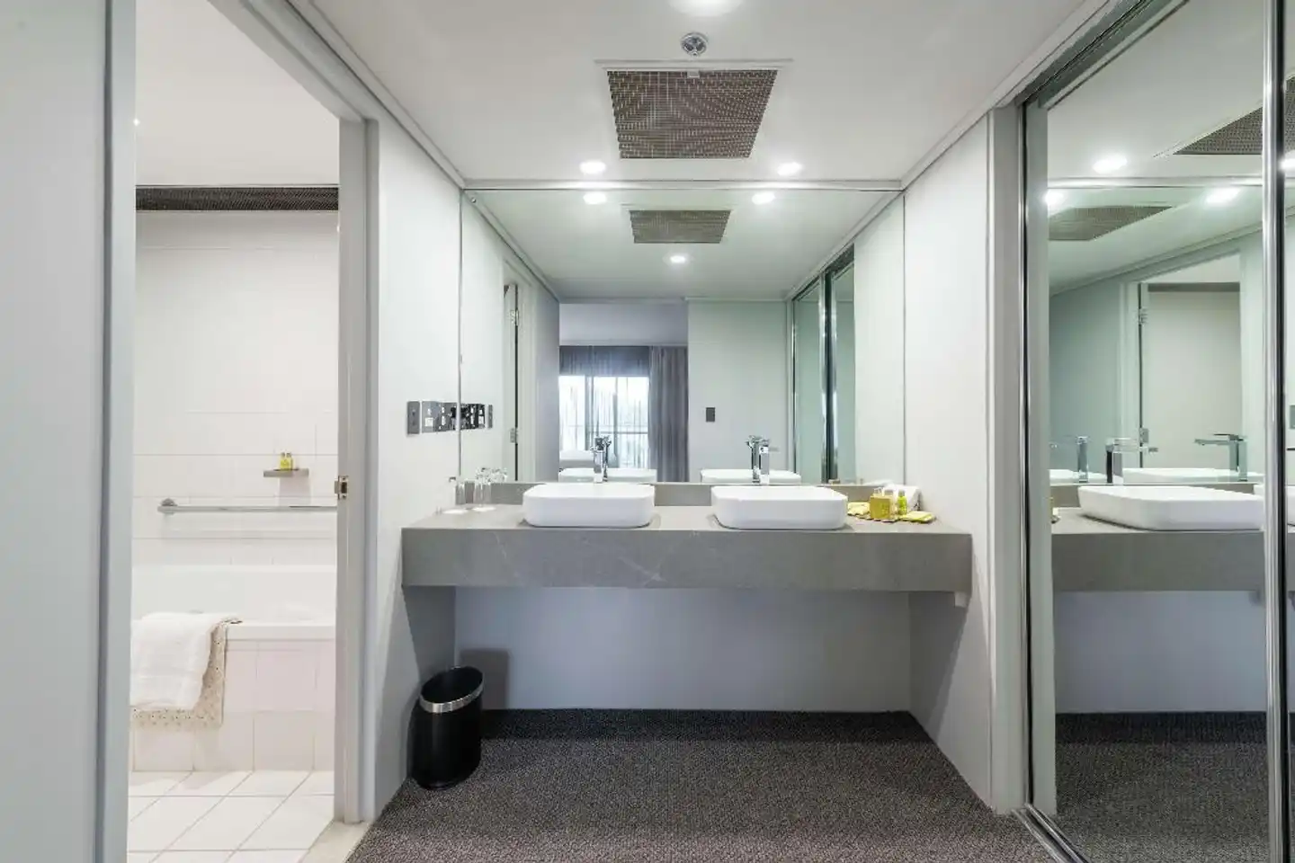 DoubleTree by Hilton Hotel Alice Springs Badezimmer