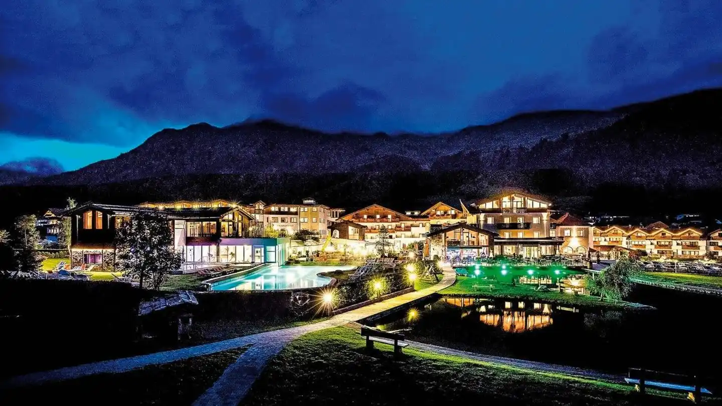 Schneeberg Family Spa Resort Aussenansicht