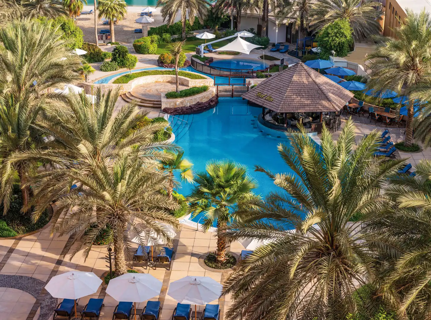 Sheraton Abu Dhabi Hotel & Resort Pool