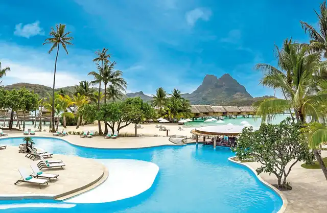 Le Bora Bora by Pearl Resorts Pool
