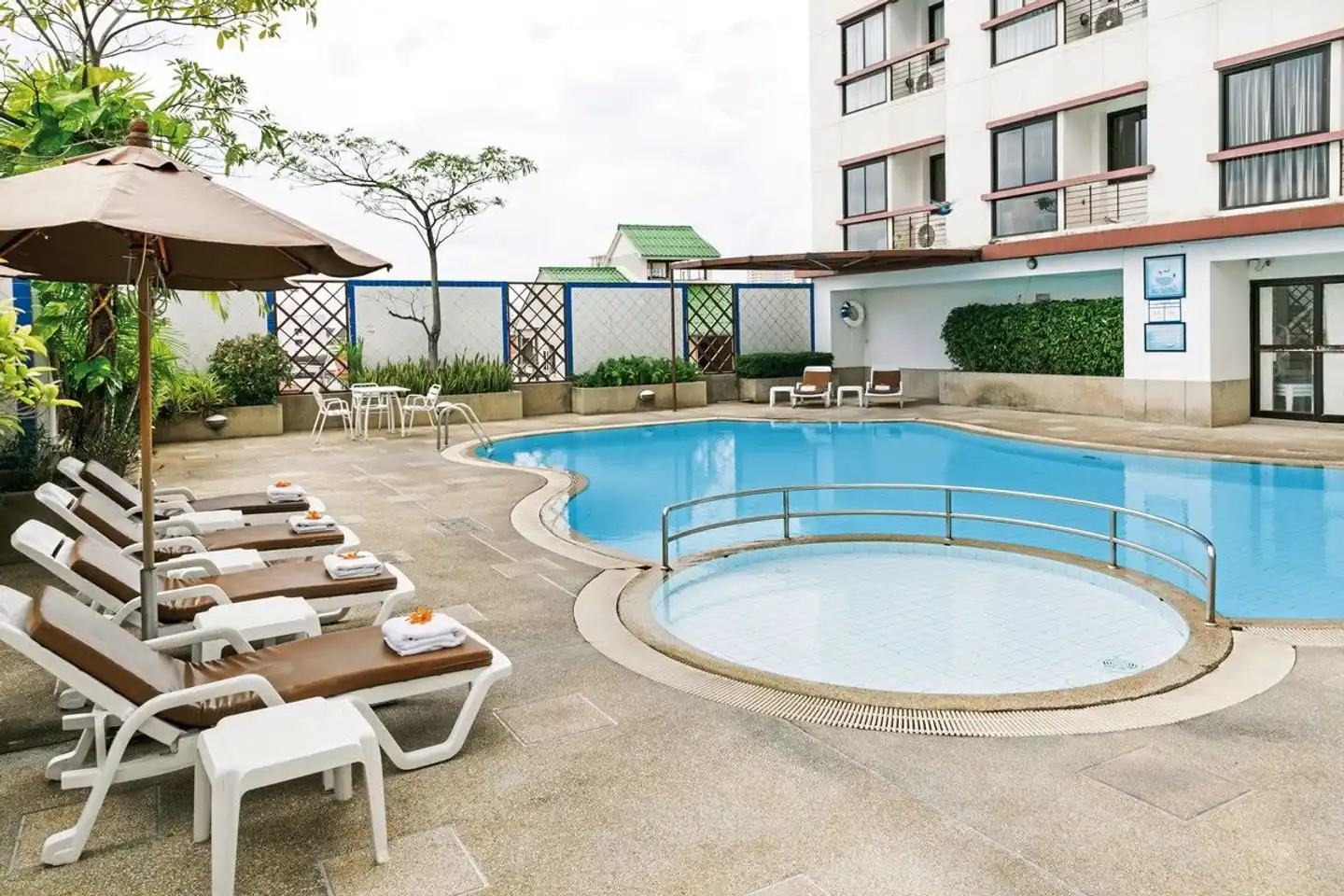 Amora Tapae Hotel Chiang Mai Pool