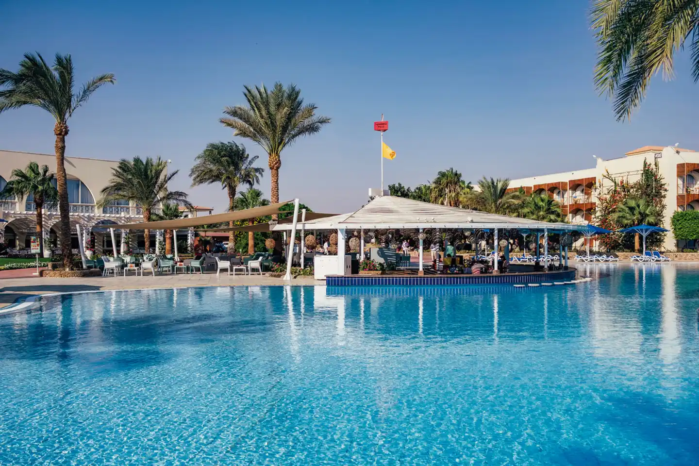 Desert Rose Resort Pool