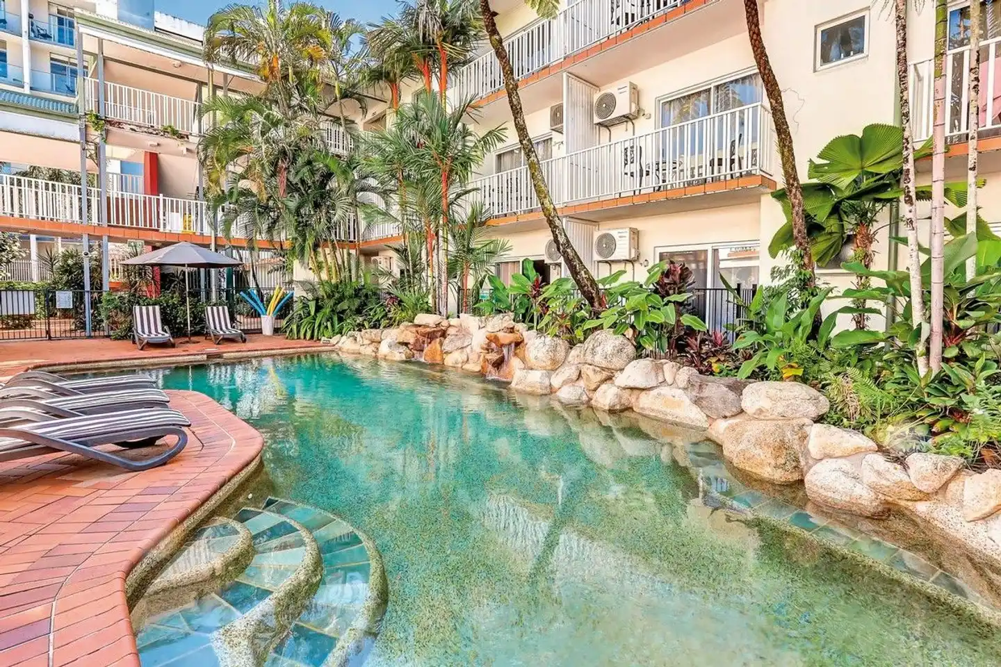 Coral Tree Inn Pool