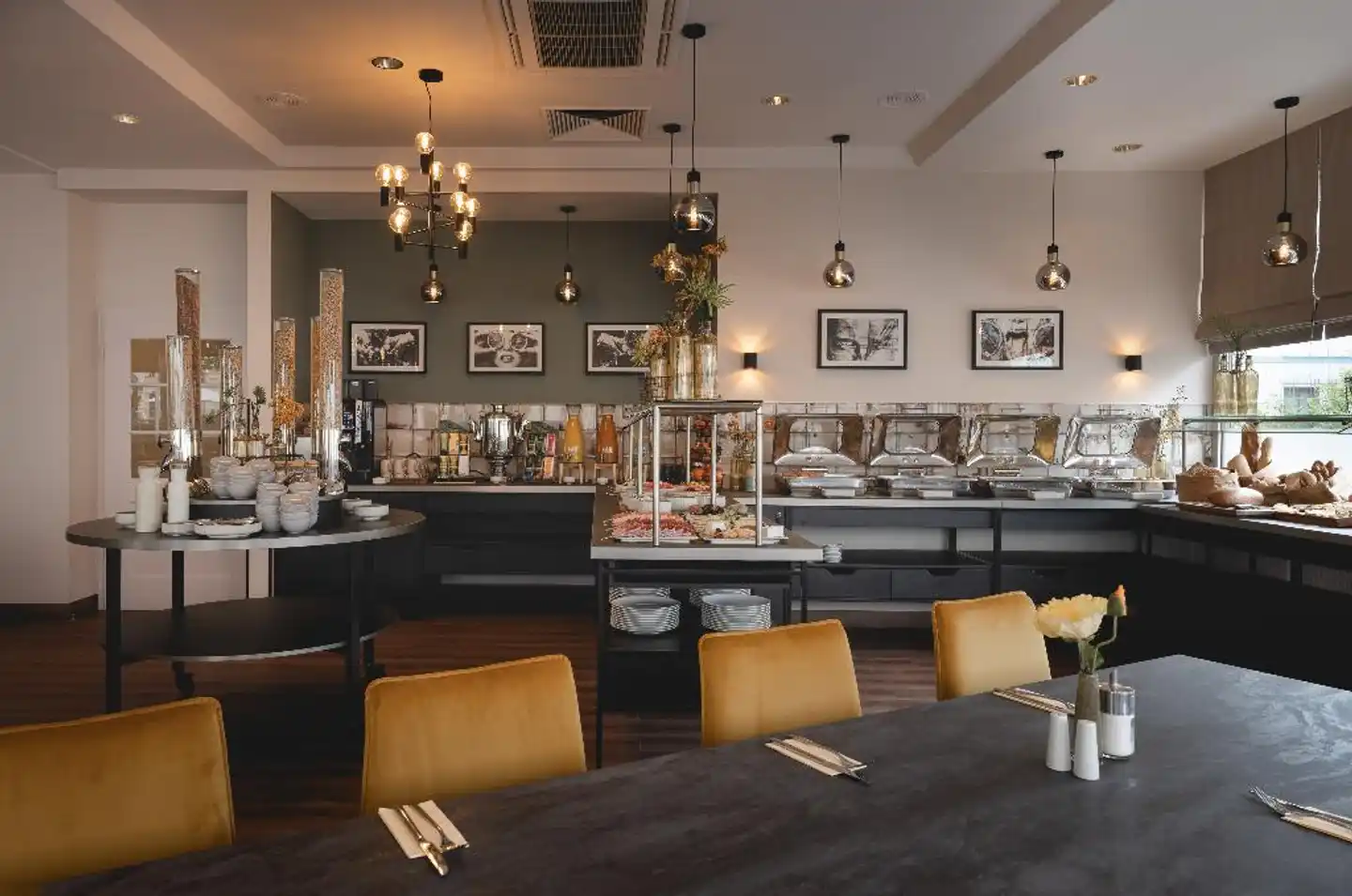 Leonardo Hotel Heidelberg City Center Bar