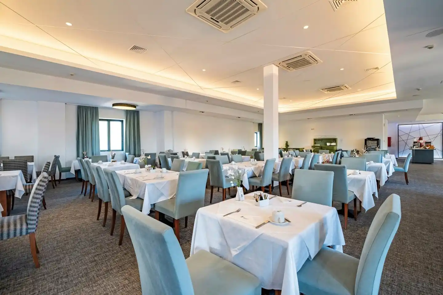 Mediterranean Beach Resort Restaurant