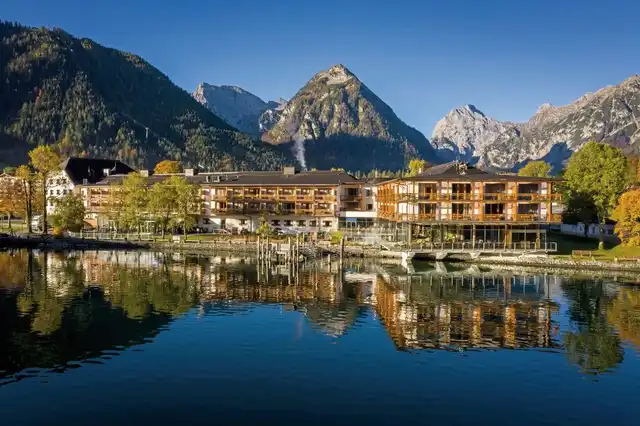 aja Fürstenhaus am Achensee Aussenansicht