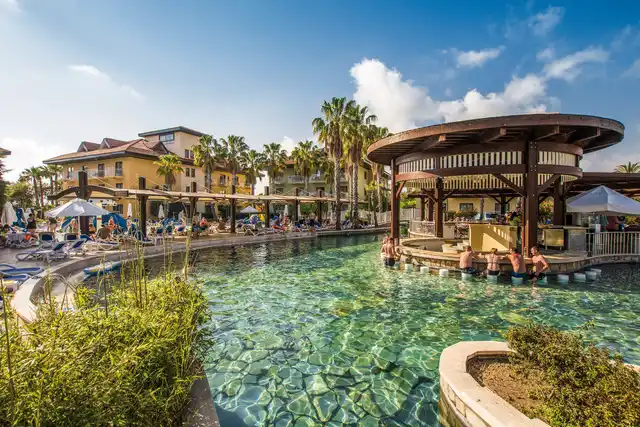 Club Grand Aqua Garten
