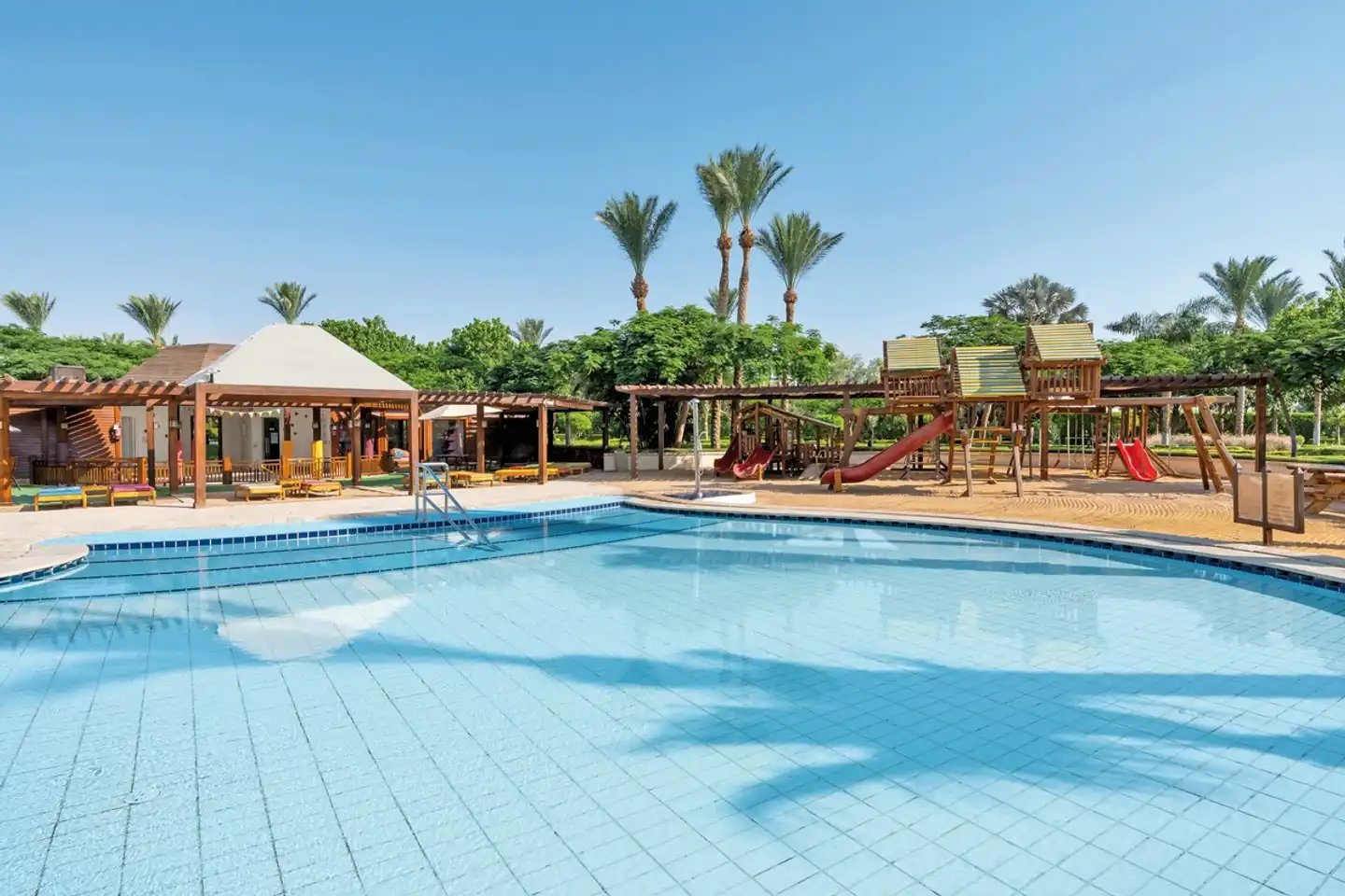 Steigenberger ALDAU Beach Hotel Pool