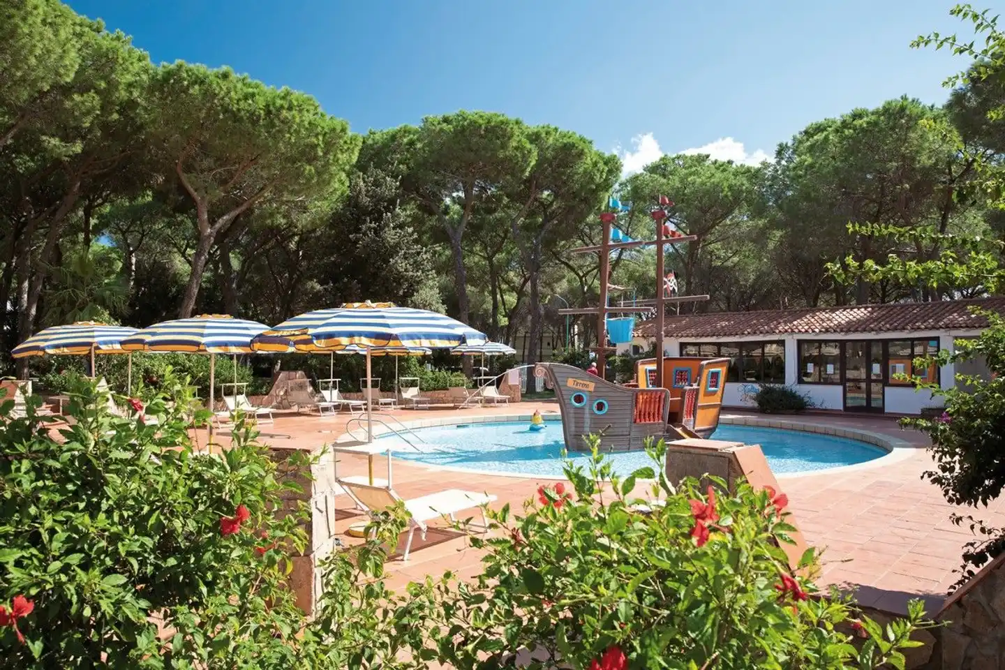 Tirreno Resort POOL