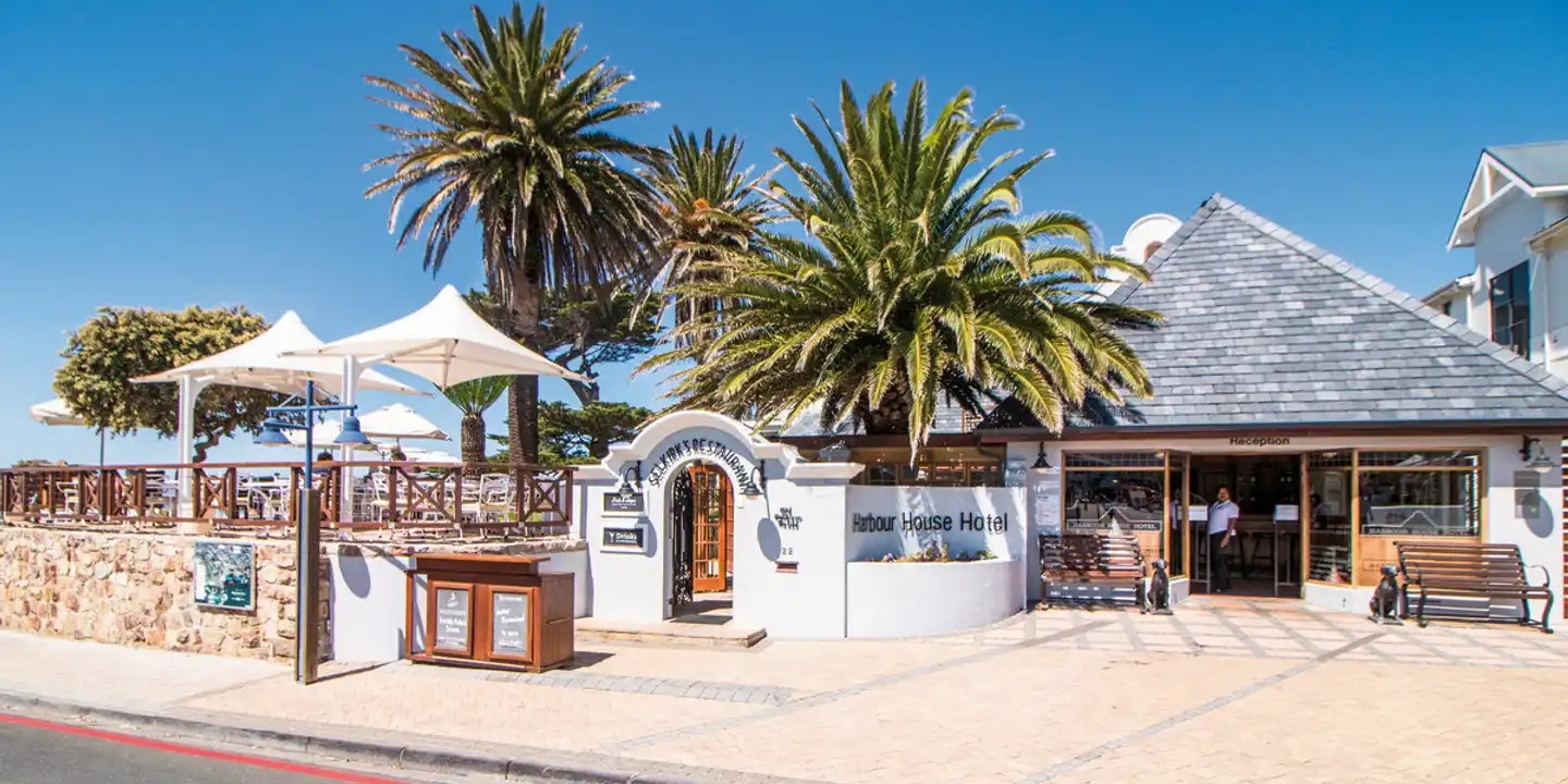Village N Life: Harbour House Hotel Aussenansicht