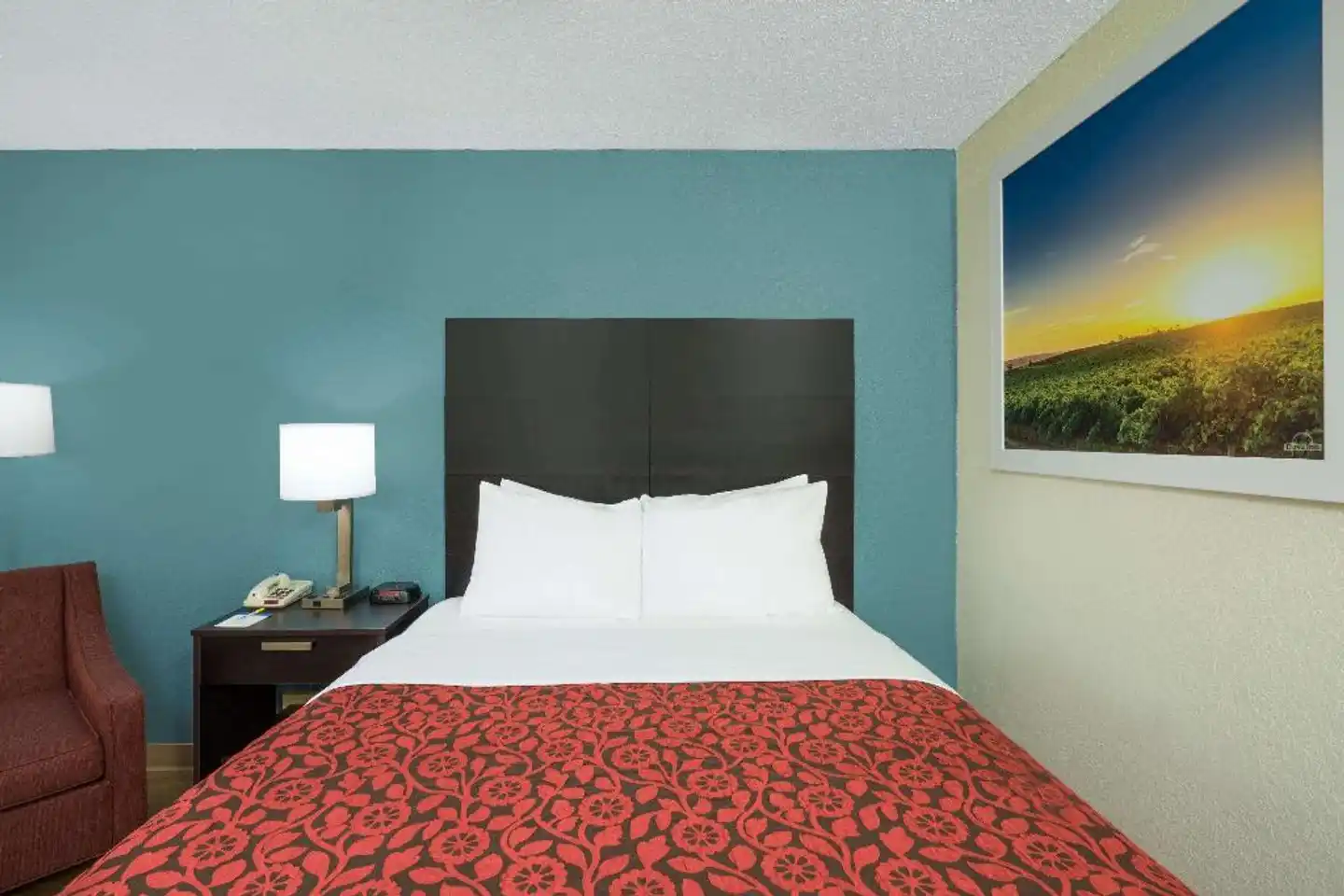 Days Inn by Wyndham Raleigh Midtown Wohnbeispiel