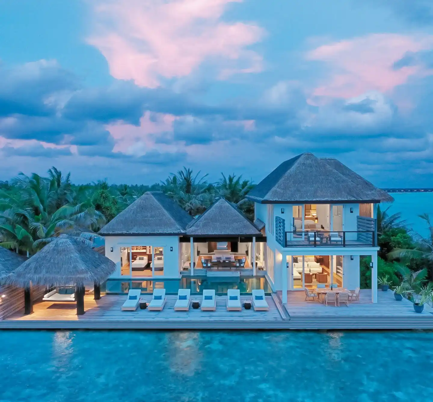 Naladhu Private Island Maldives Aussenansicht