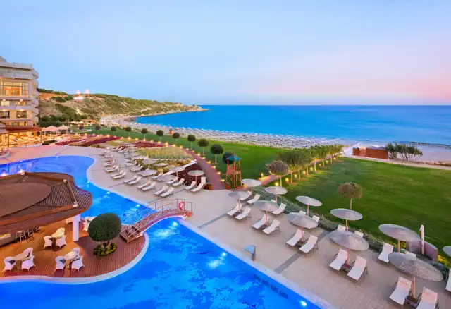 Elysium Resort & Spa Aussenansicht