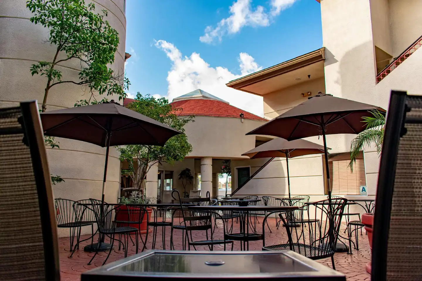 Best Western Plus Suites Hotel Coronado Island Terrasse