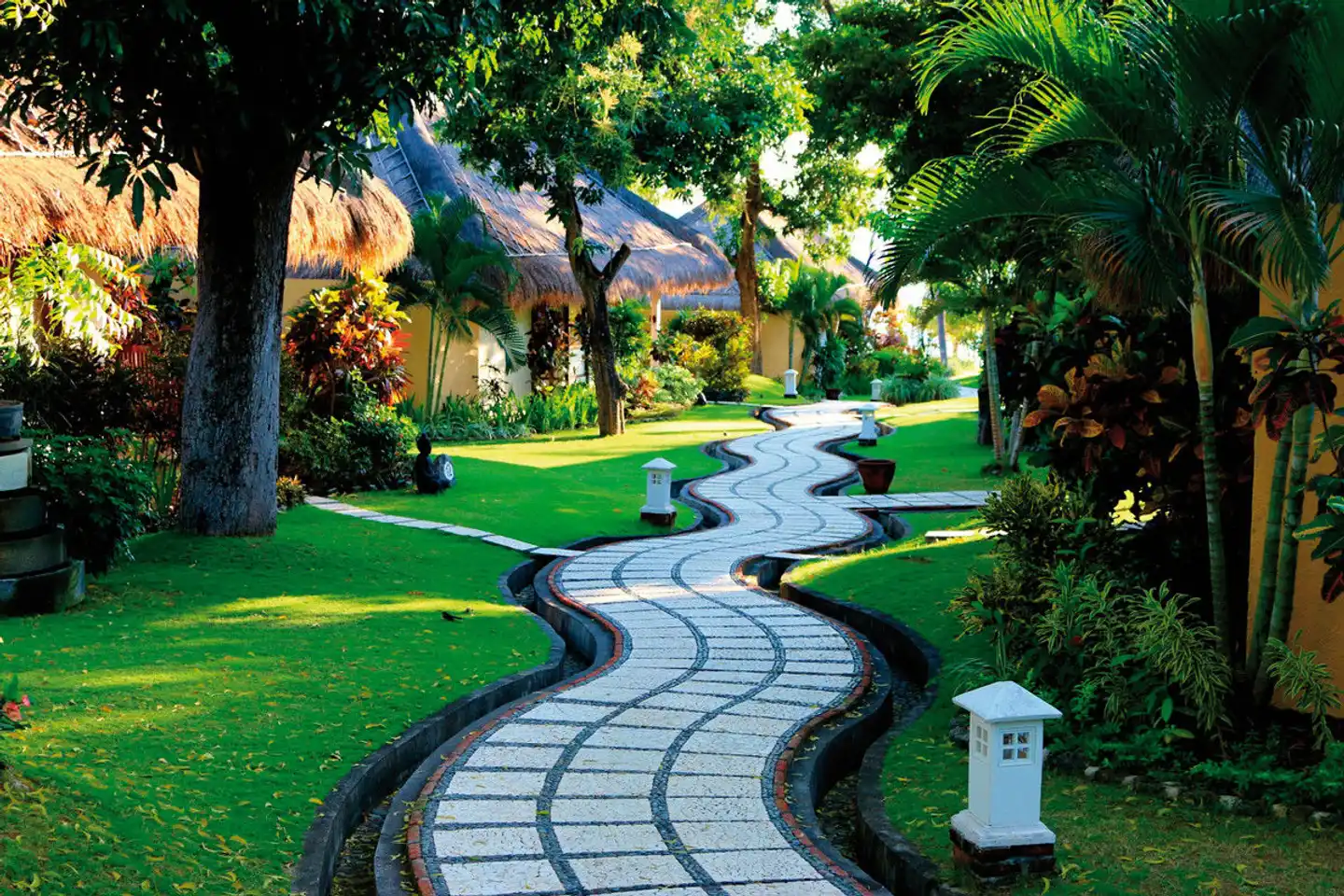 Siddhartha Ocean Front Resort & Spa Garten
