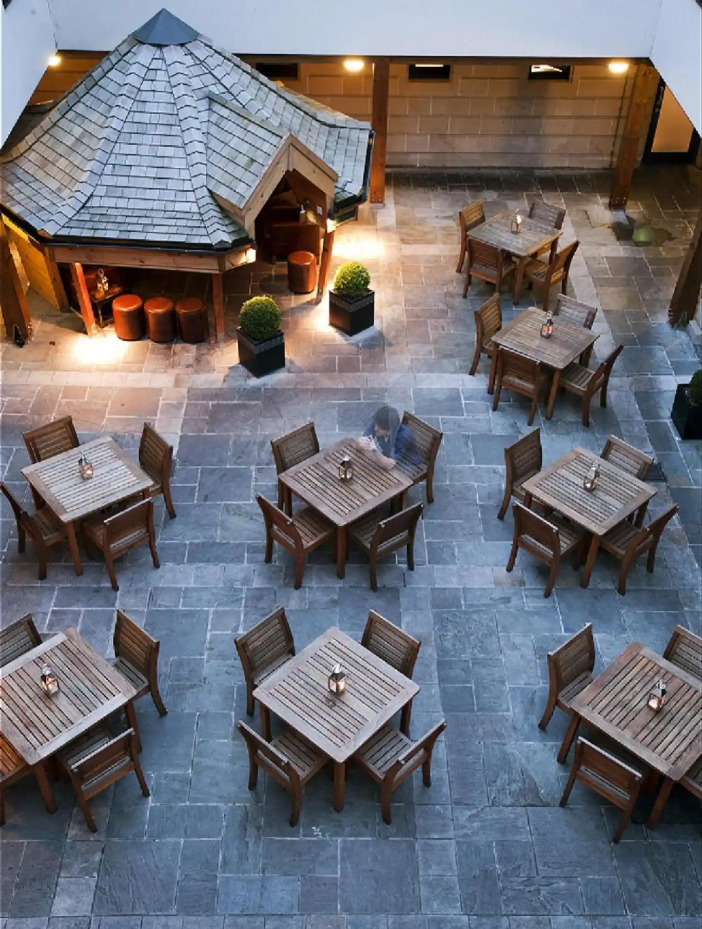 Du Vin Edinburgh Terrasse
