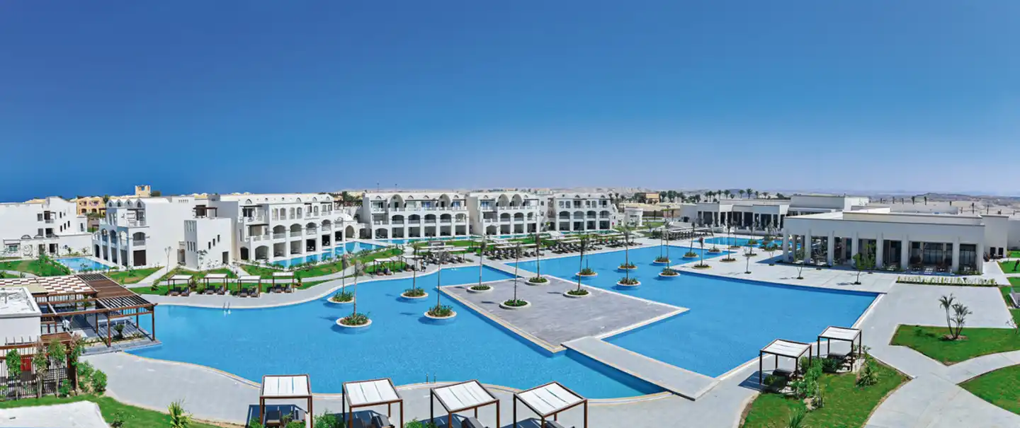 Steigenberger Resort Alaya Pool