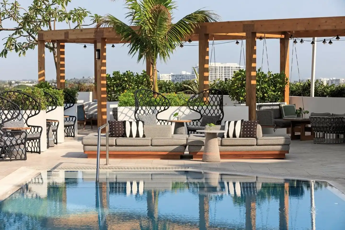 Kimpton Shorebreak Fort Lauderdale Pool