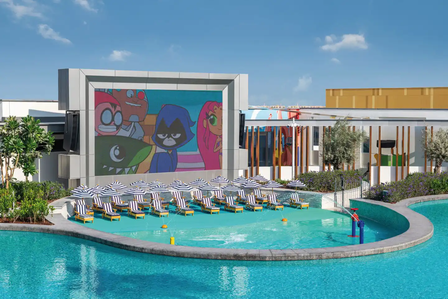 THE WB ABU DHABI, CURIO COLLECTION BY HILTON Pool
