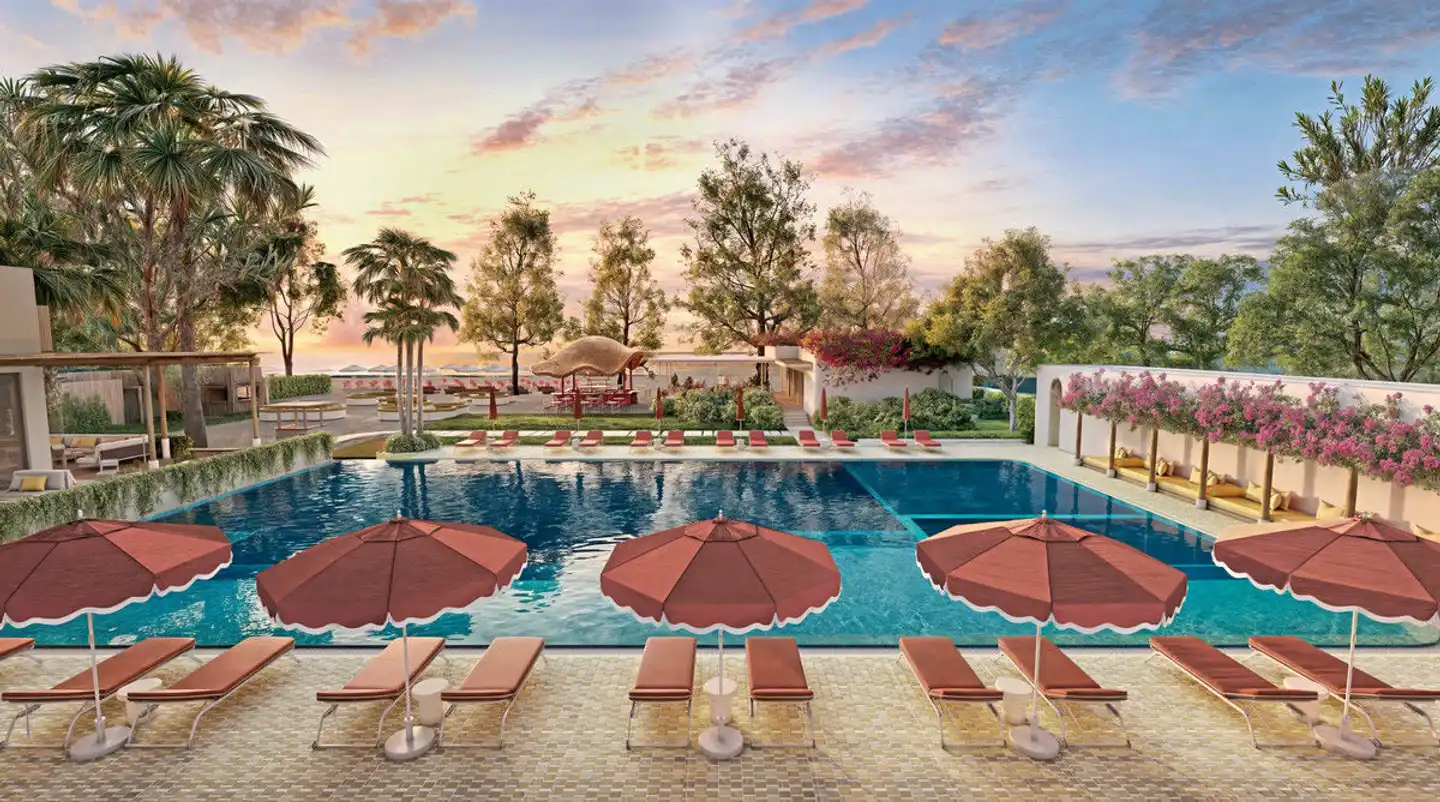 The Standard, Pattaya Na Jomtien Pool