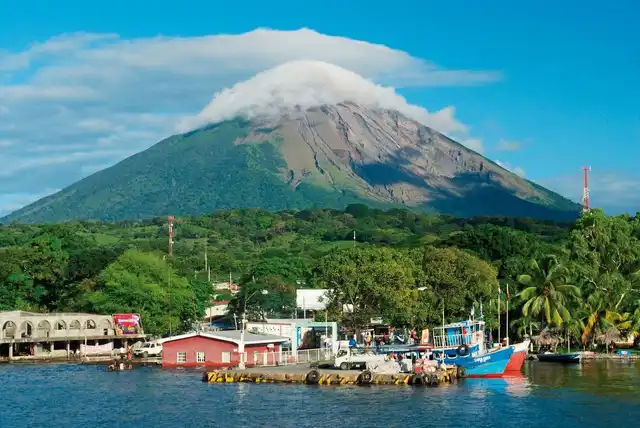 Costa Rica - Nicaragua: koloniale Schätze & üppige Natur Landschaft