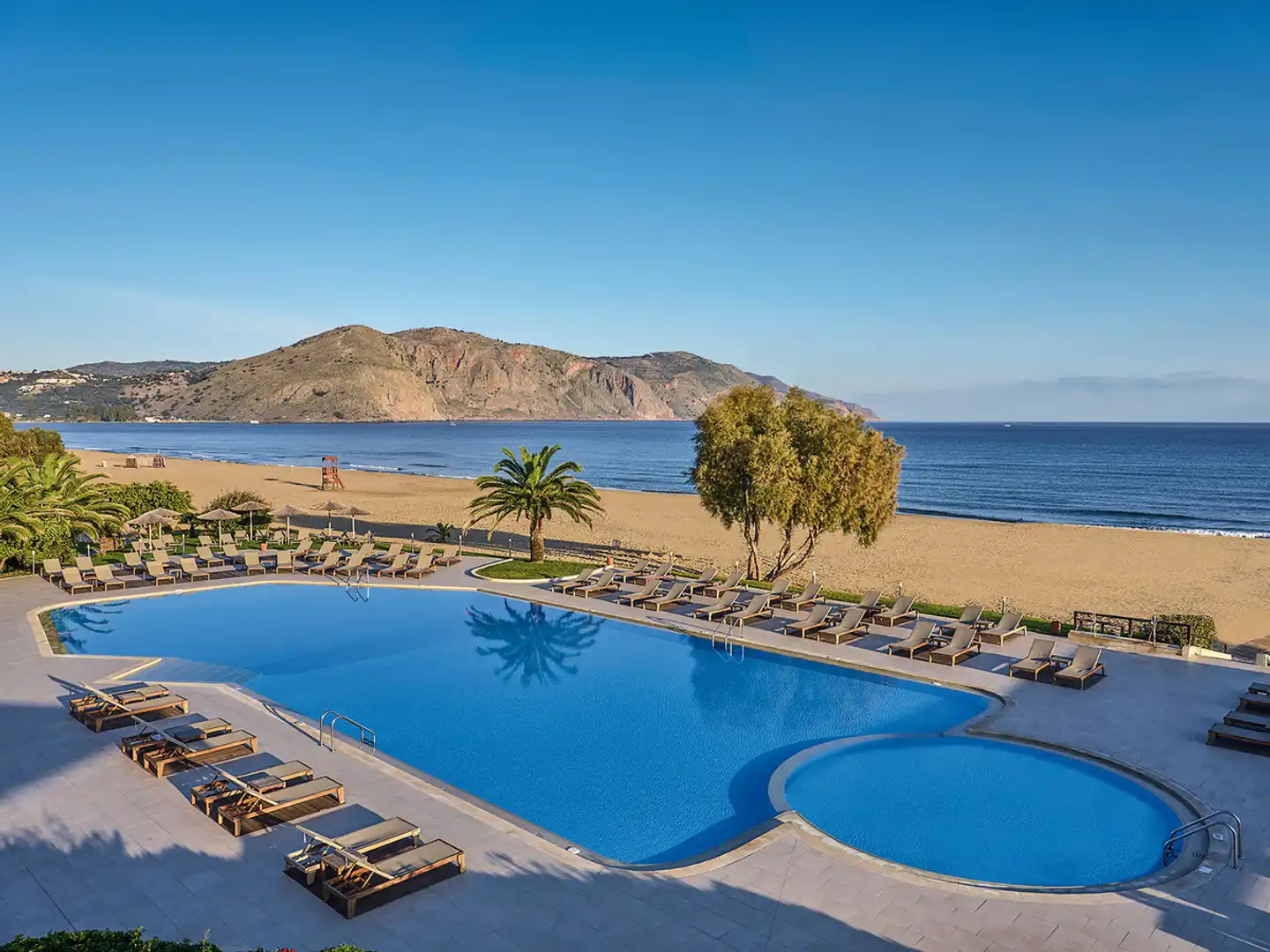 Pilot Beach Resort Pool