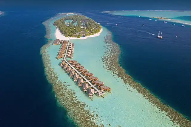 Vilamendhoo Island Resort & Spa Aussenansicht