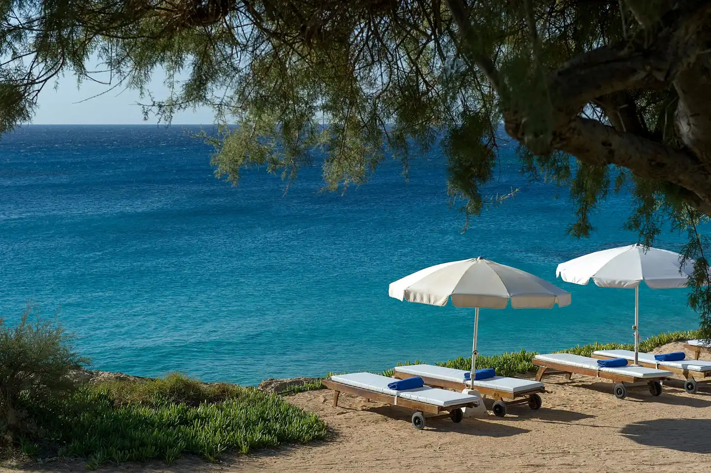 Grecian Sands BEACH
