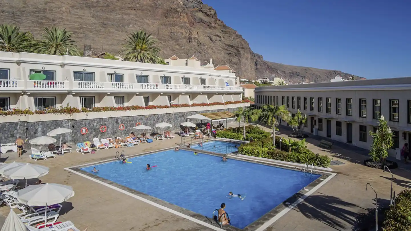 Charco del Conde Pool