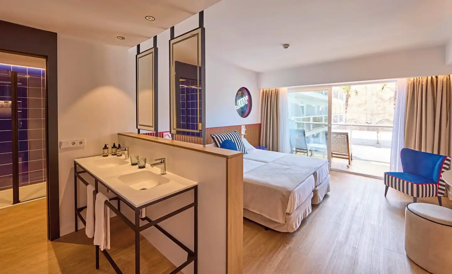 Universal Hotel Neptuno - Adults Only ACCOMMODATION