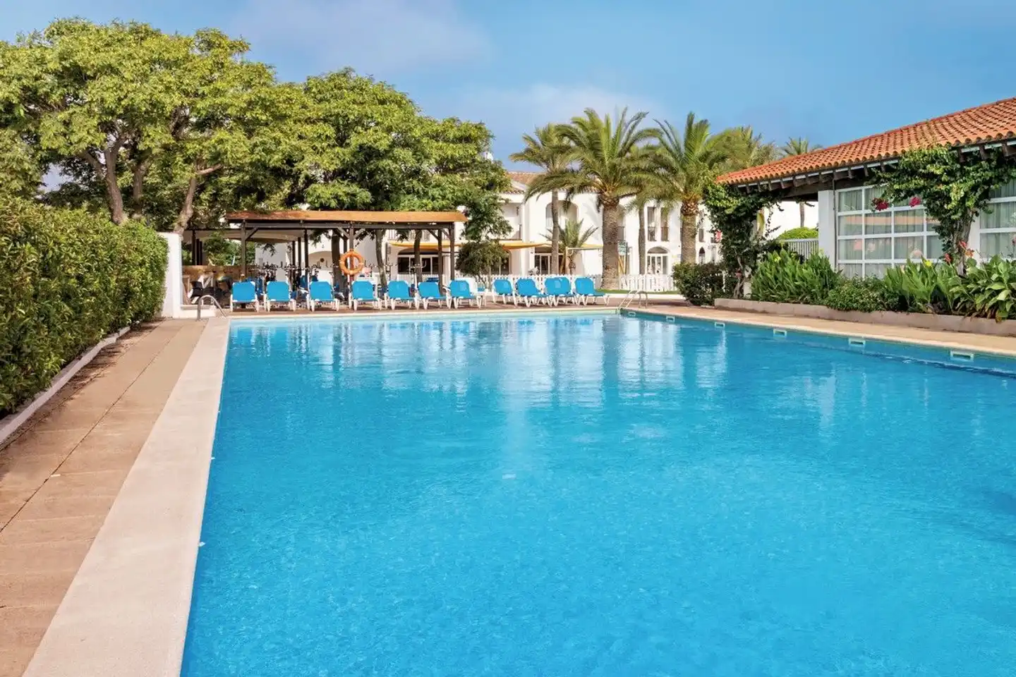 Sol Falcó All Inclusive Pool